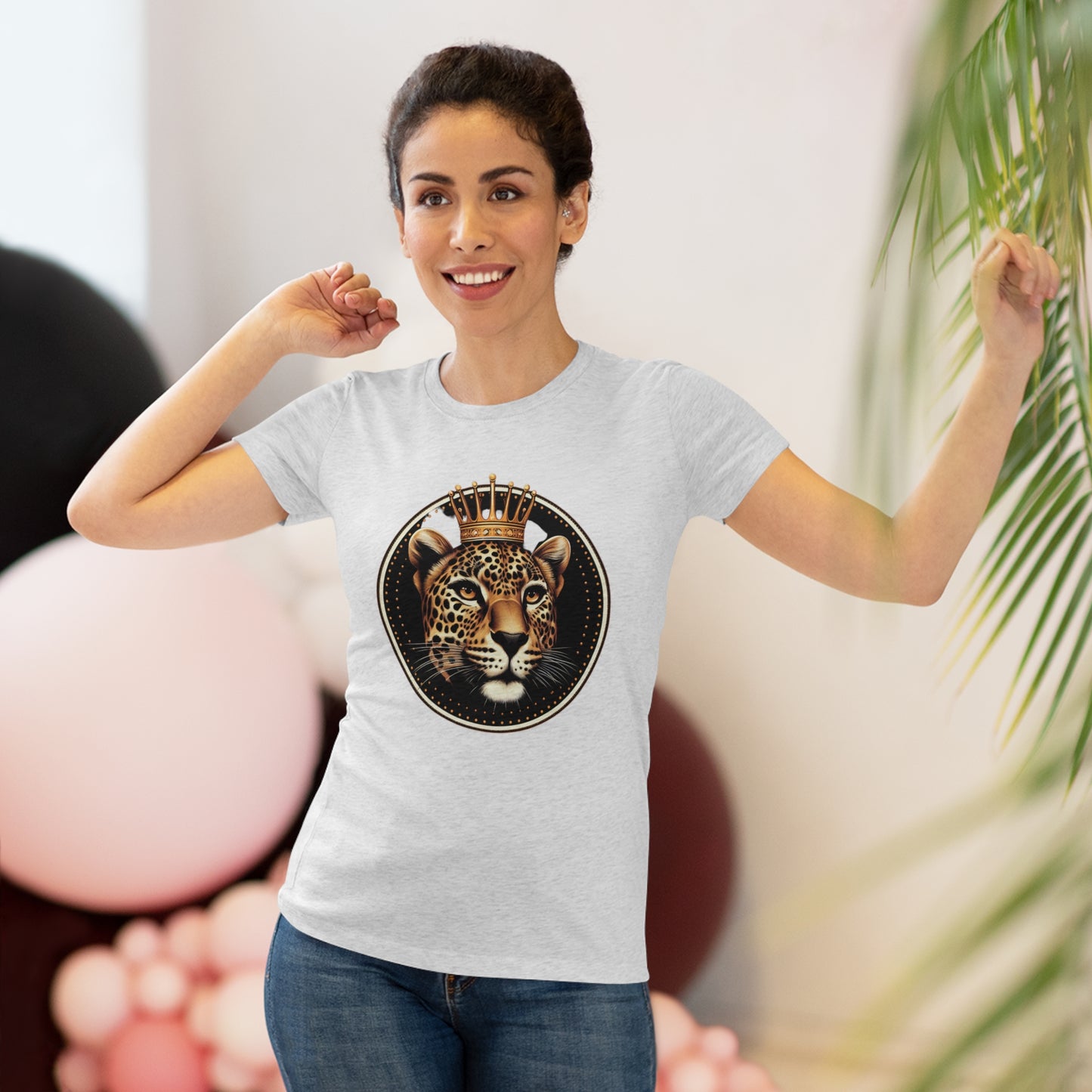 Women's king lion t-shirt 2024